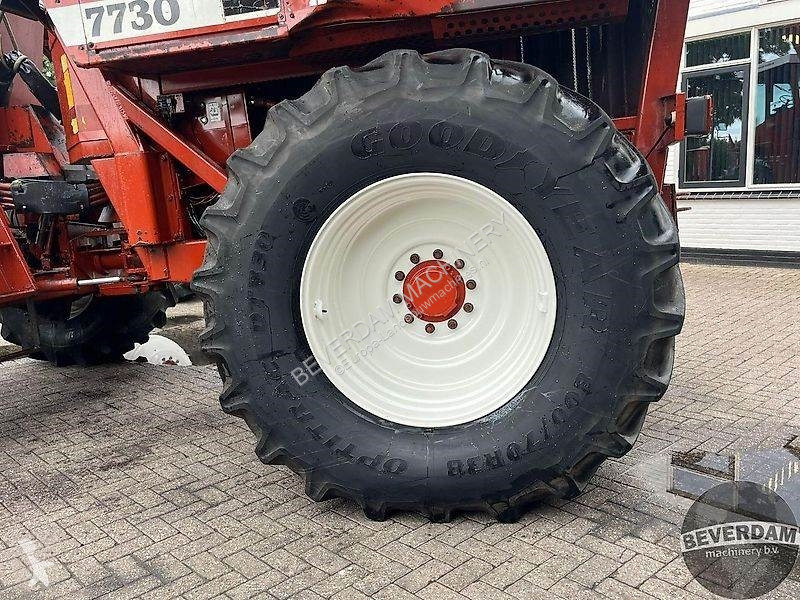 Bevægelige jordbearbejdningsredskaber  7730