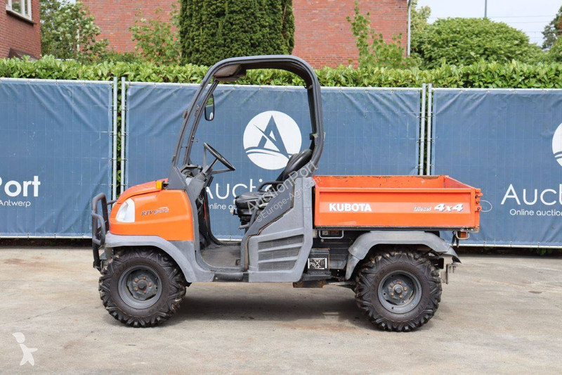 Aperos accionados para trabajo del suelo Kubota...