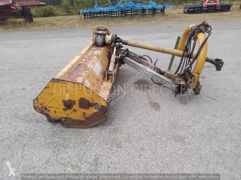 Suire BROYEUR D'ACCOTEMENT DA 2000 Power harrow