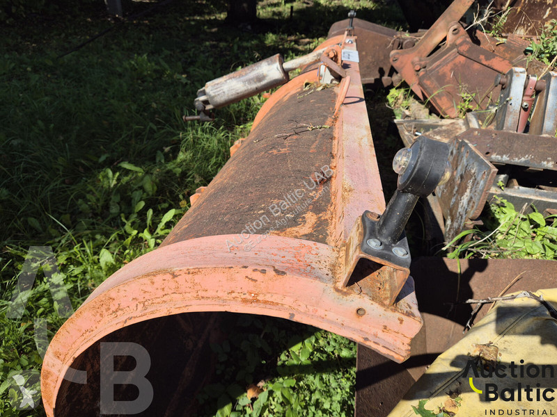 Blade Power harrow