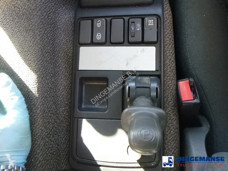 Ferramentas do solo animados Volvo 340 6x4 RHD...