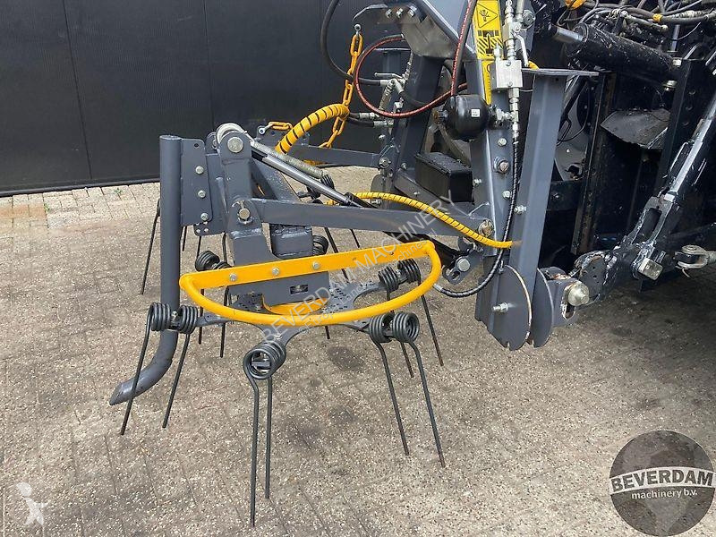 Aangedreven grondwerktuigen  V-TWIN 950 S