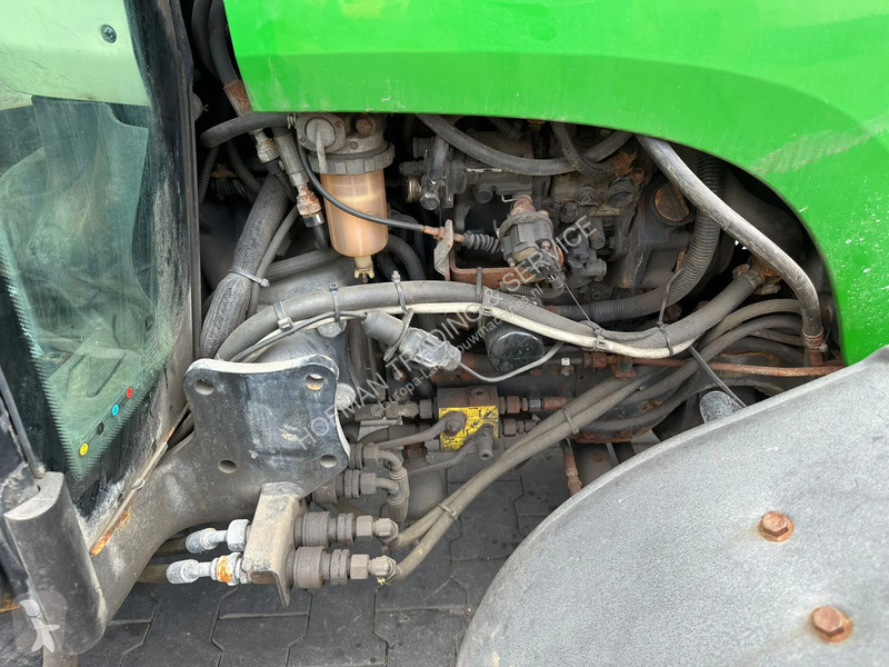 Lantbrukstraktor John Deere 3720