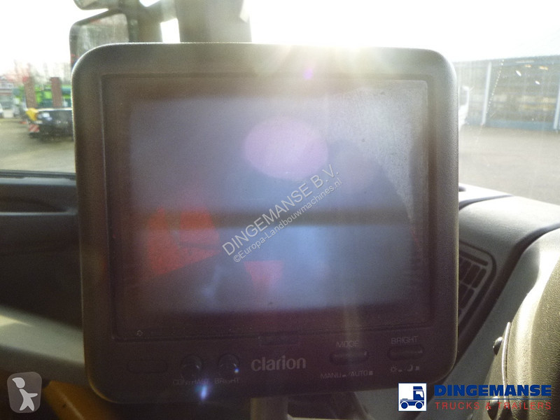 Aangedreven grondwerktuigen  P114-340 CB 6X6...