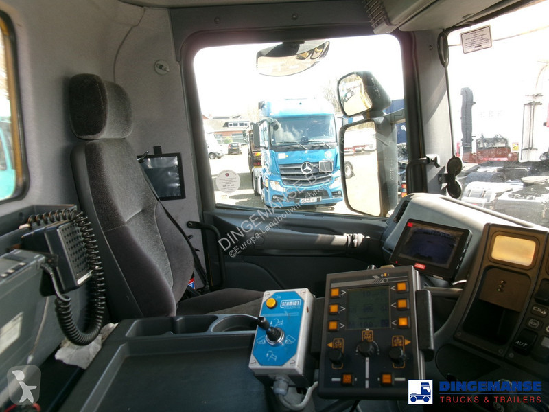 Aangedreven grondwerktuigen  P114-340 CB 6X6...