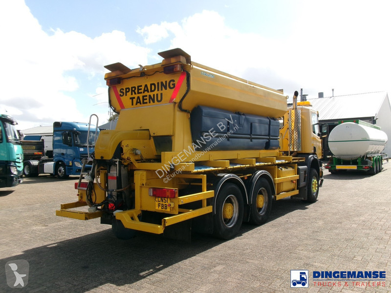 Aangedreven grondwerktuigen  P114-340 CB 6X6...