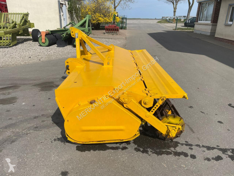 Rörliga markverktyg Bomford  Dyna Drive 3000