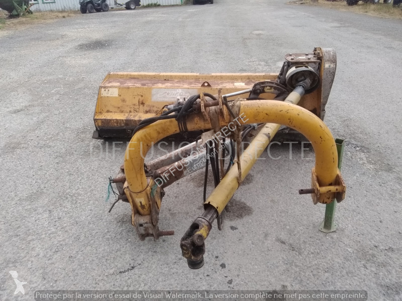 Suire BROYEUR D'ACCOTEMENT DA 2000 Power harrow