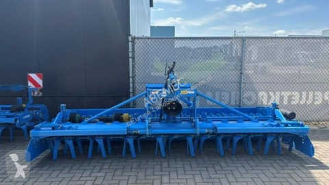 Rotary harrow