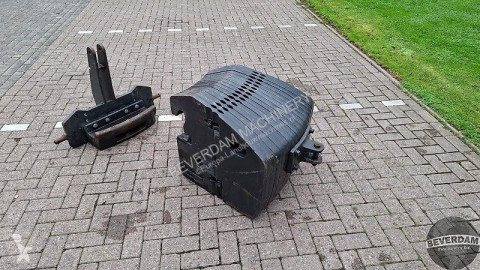 Pohyblivé zemní nástroje New Holland Gewicht