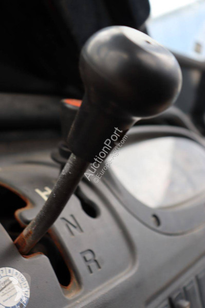 أدوات تربة متحركة  MEC 2210