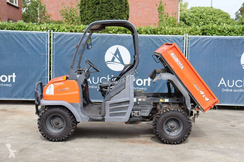 Outils du sol animés Kubota RTV900