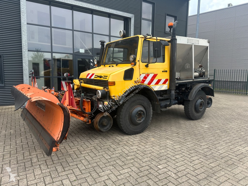 Attrezzi azionati Unimog Rail