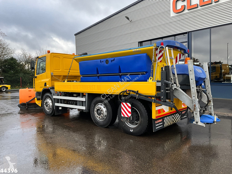 Aangedreven grondwerktuigen DAF FAG CF 250...