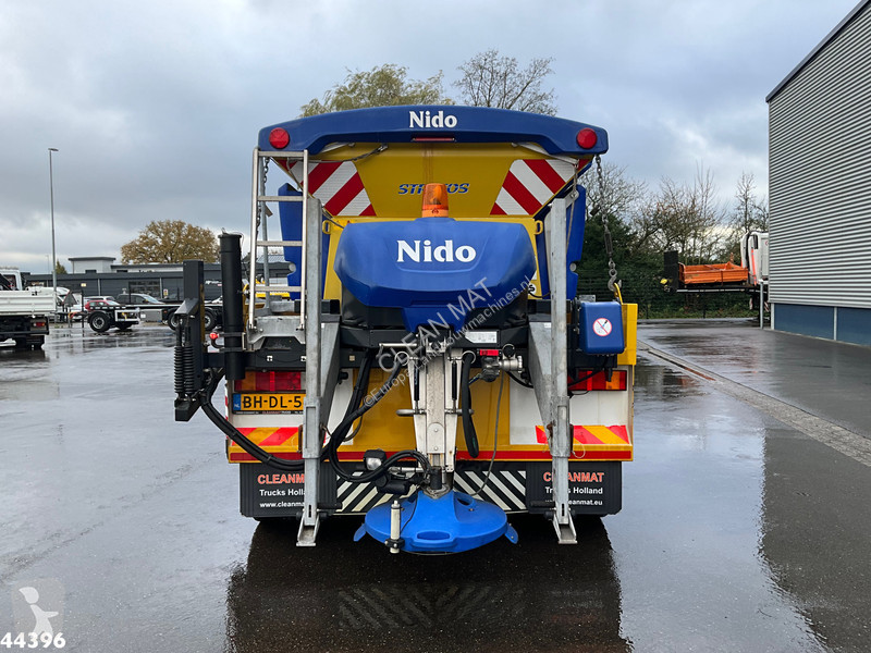 Aangedreven grondwerktuigen DAF FAG CF 250...