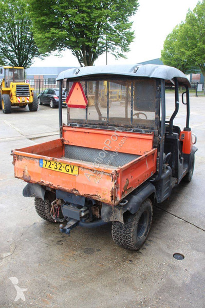 Aperos accionados para trabajo del suelo Kubota...