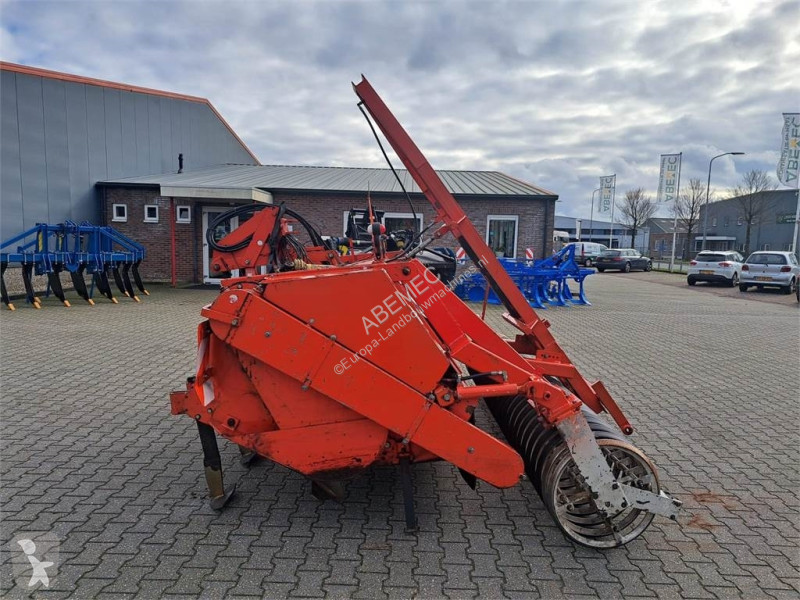Bevægelige jordbearbejdningsredskaber  Spitmachine