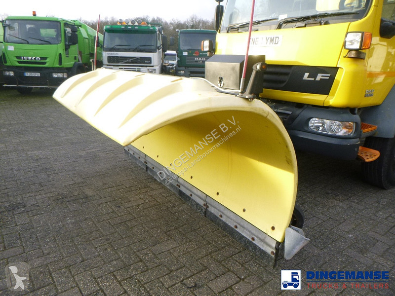 Outils du sol animés DAF 55220 4x2 RHD gritter...