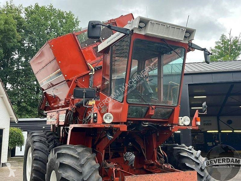 Bevægelige jordbearbejdningsredskaber  7730