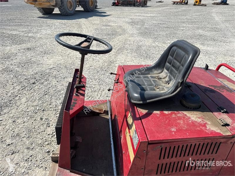 Aangedreven grondwerktuigen  R850 D/1 Floor...