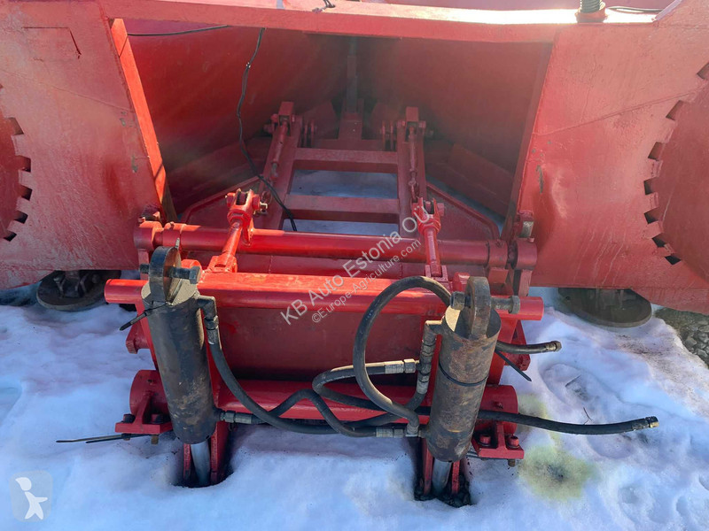Rörliga markverktyg  ARROW SNOW PLOW / LUMESAHK