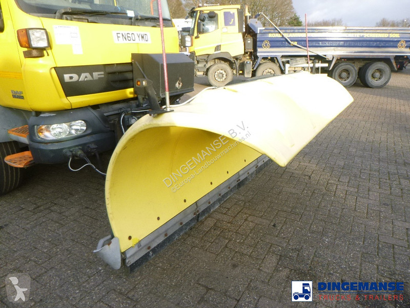 Outils du sol animés DAF 55220 4x2 RHD gritter...