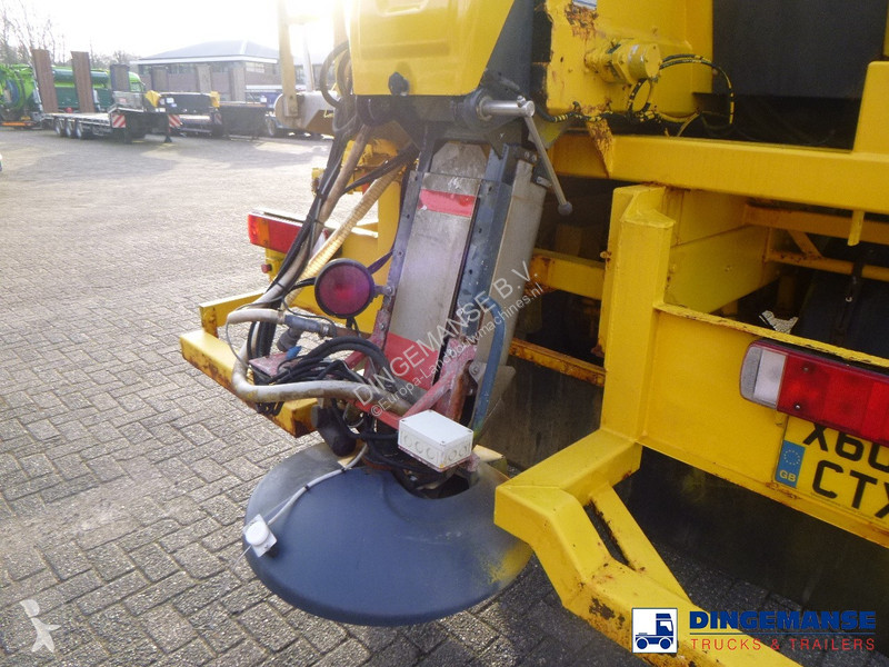 Aangedreven grondwerktuigen  P114-340 CB 6X6...