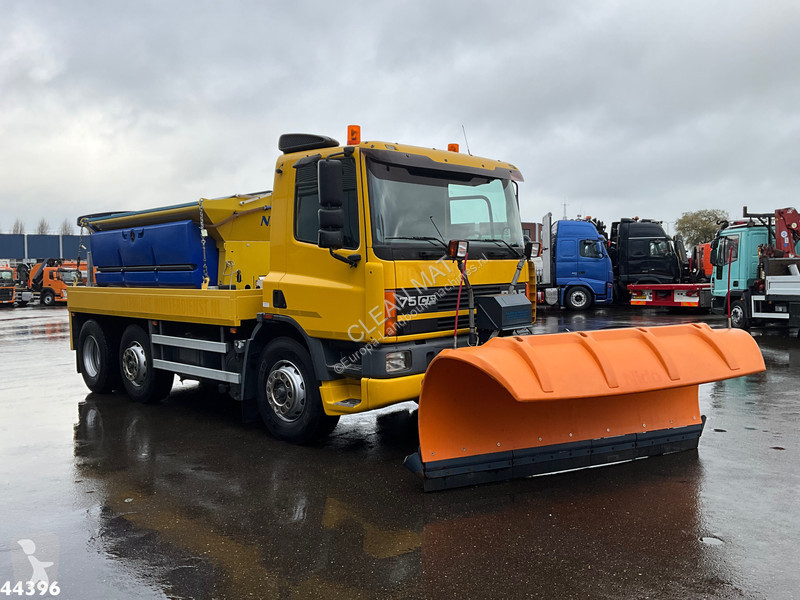 Aangedreven grondwerktuigen DAF FAG CF 250...