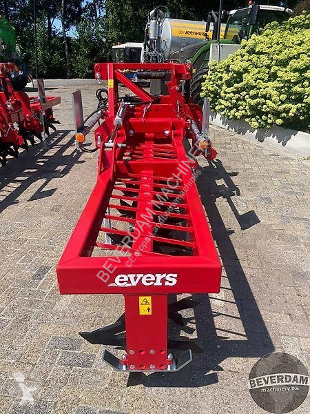 Evers PINTO 600 grasland beluchter Power harrow