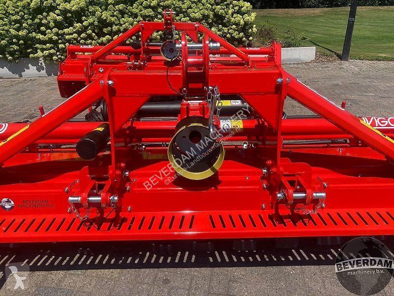 Vigolo FPG3 280 & 310 E Frees Power harrow