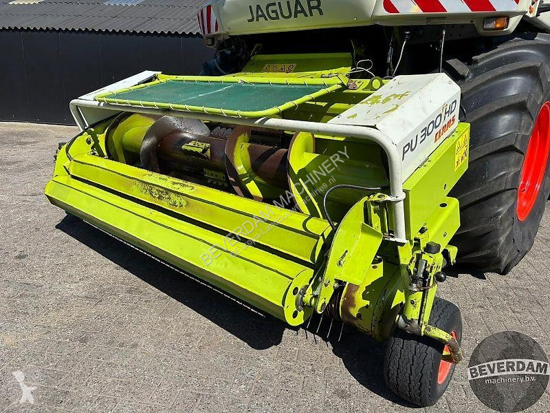Pohyblivé zemní nástroje Claas Jaguar 880