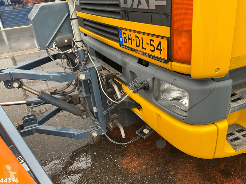 Aangedreven grondwerktuigen DAF FAG CF 250...
