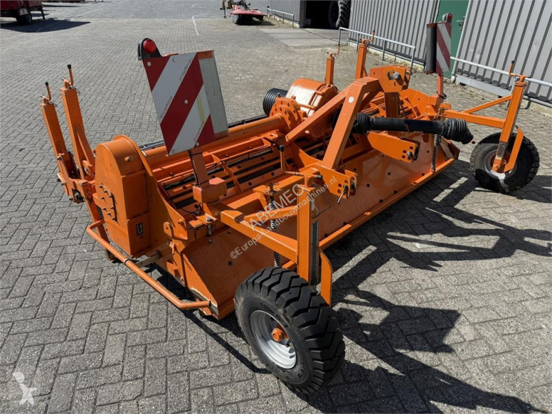 Struik 4RF 310 F Frontfrees Power harrow