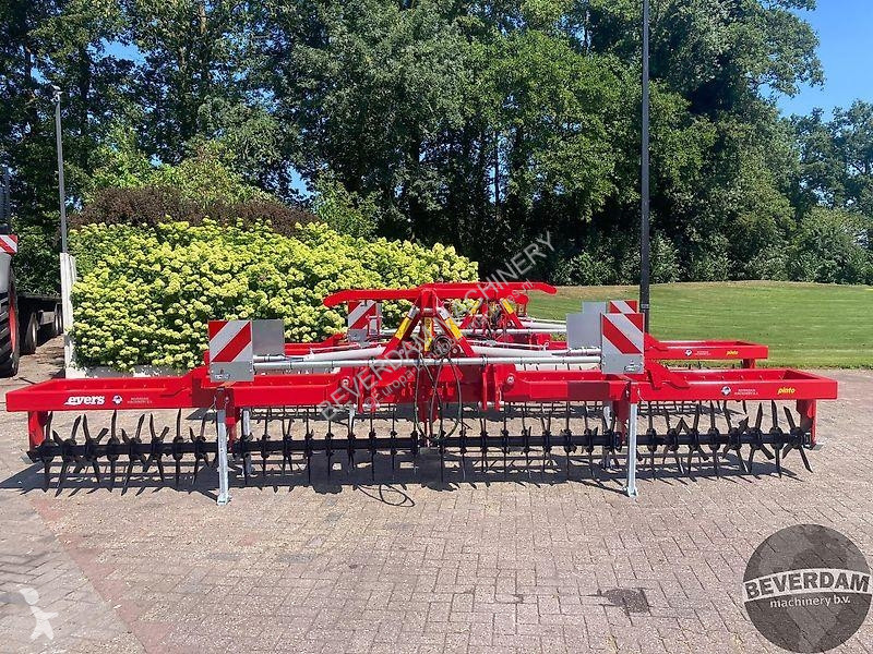 Evers PINTO 600 grasland beluchter Power harrow