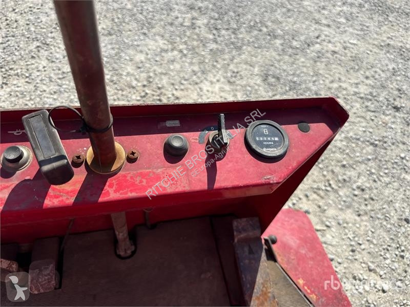 Aangedreven grondwerktuigen  R850 D/1 Floor...