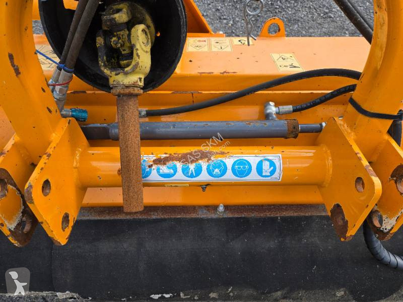 Aangedreven grondwerktuigen Ferri  MT160