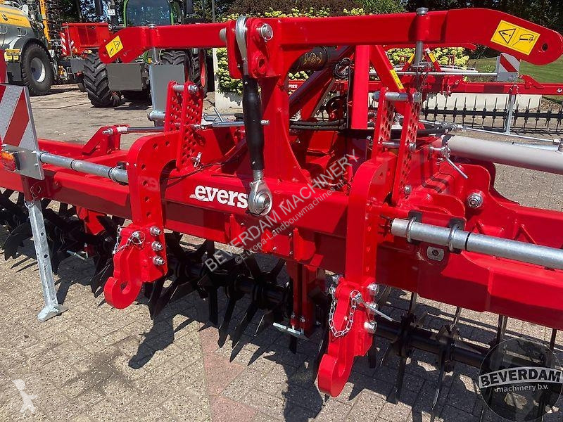 Evers PINTO 600 grasland beluchter Power harrow