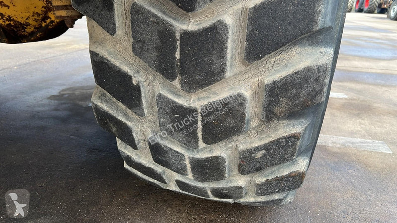 Pohyblivé zemní nástroje Volvo A25 BM (BE...