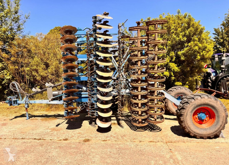 Outils du sol non animés Lemken Rubin 9KA 600U