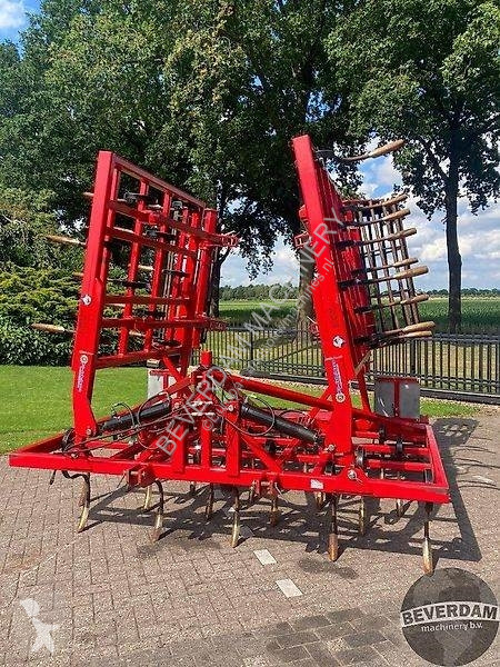 Niet aangedreven grondwerktuigen V-6000G