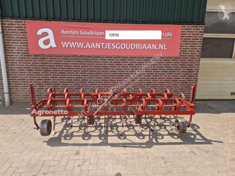 Outils du sol non animés Cultivateur