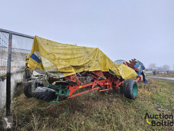 Kverneland Plough