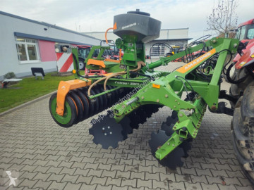 Déchaumeur Amazone