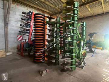 Déchaumeur Amazone