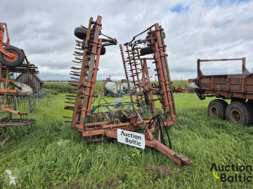 Non-power harrow