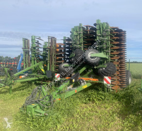 Déchaumeur Amazone