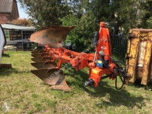 Charrue Kuhn Varimaster 153