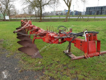 Aperos no accionados para trabajo del suelo Arado usado Massey Ferguson 720