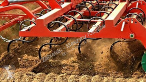 Aperos no accionados para trabajo del suelo Vibrocultivador Agro-Masz AU36 Tilling set