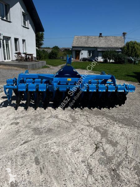 Outils du sol non animés Caterpillar BT3,0M